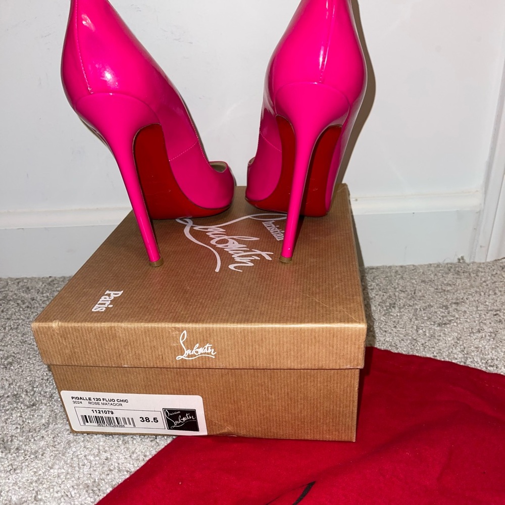 Hot pink Christian Louboutins - Picture 2 of 5